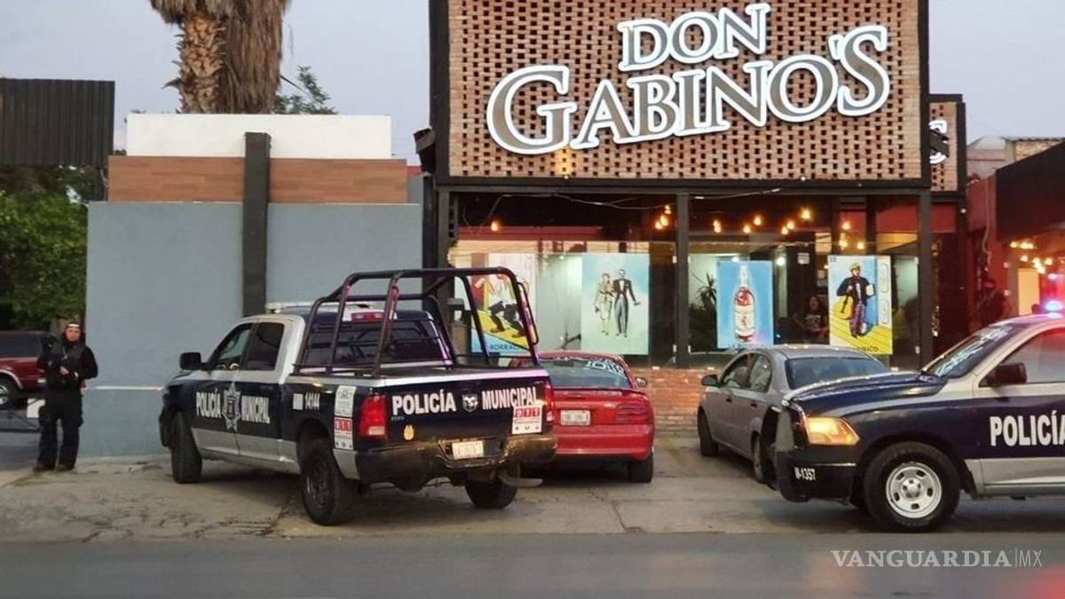 Por riña campal, clausuran el bar Don Gabinos de Saltillo
