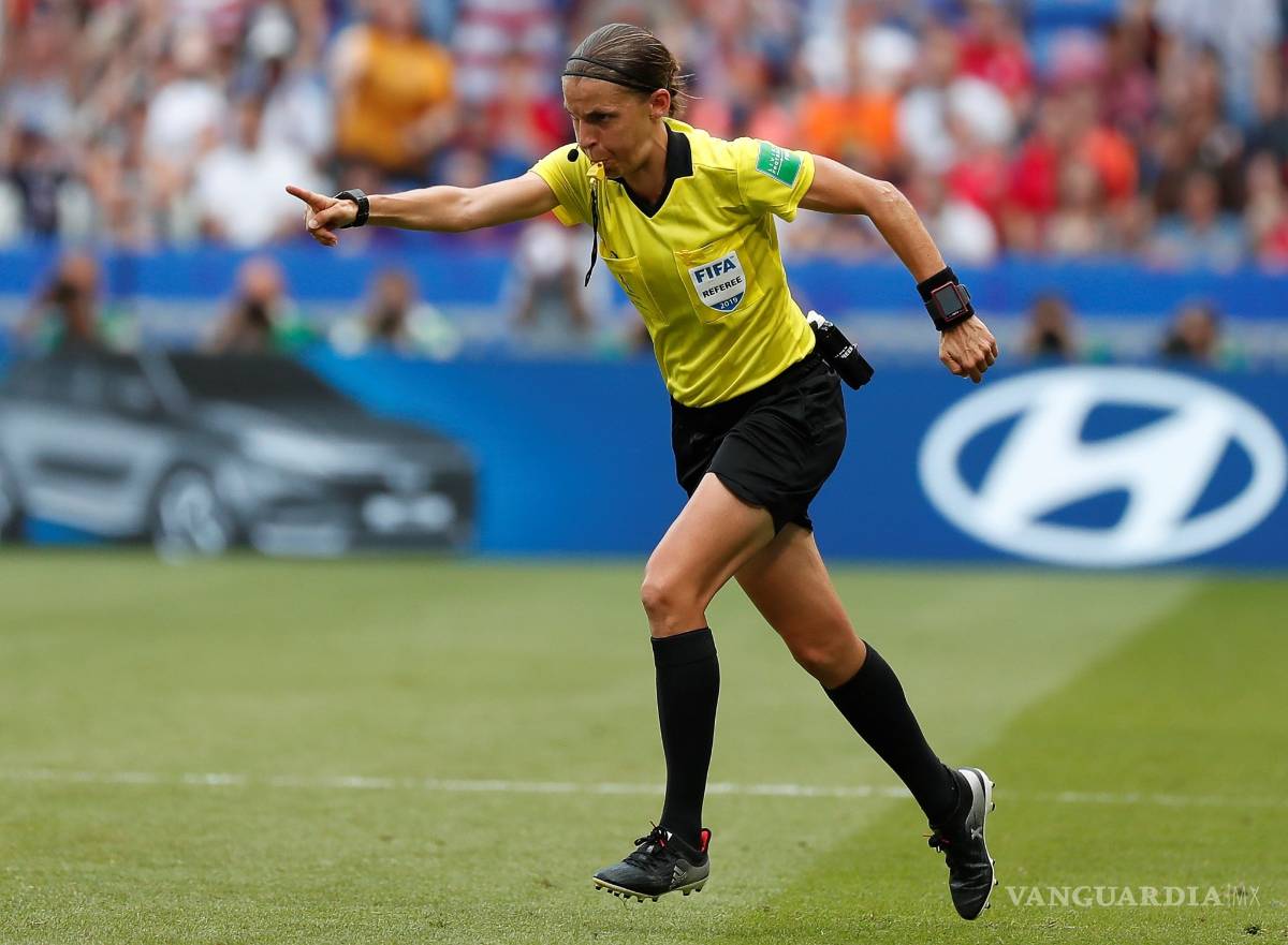 $!Árbitros podrán suspender partidos por racismo