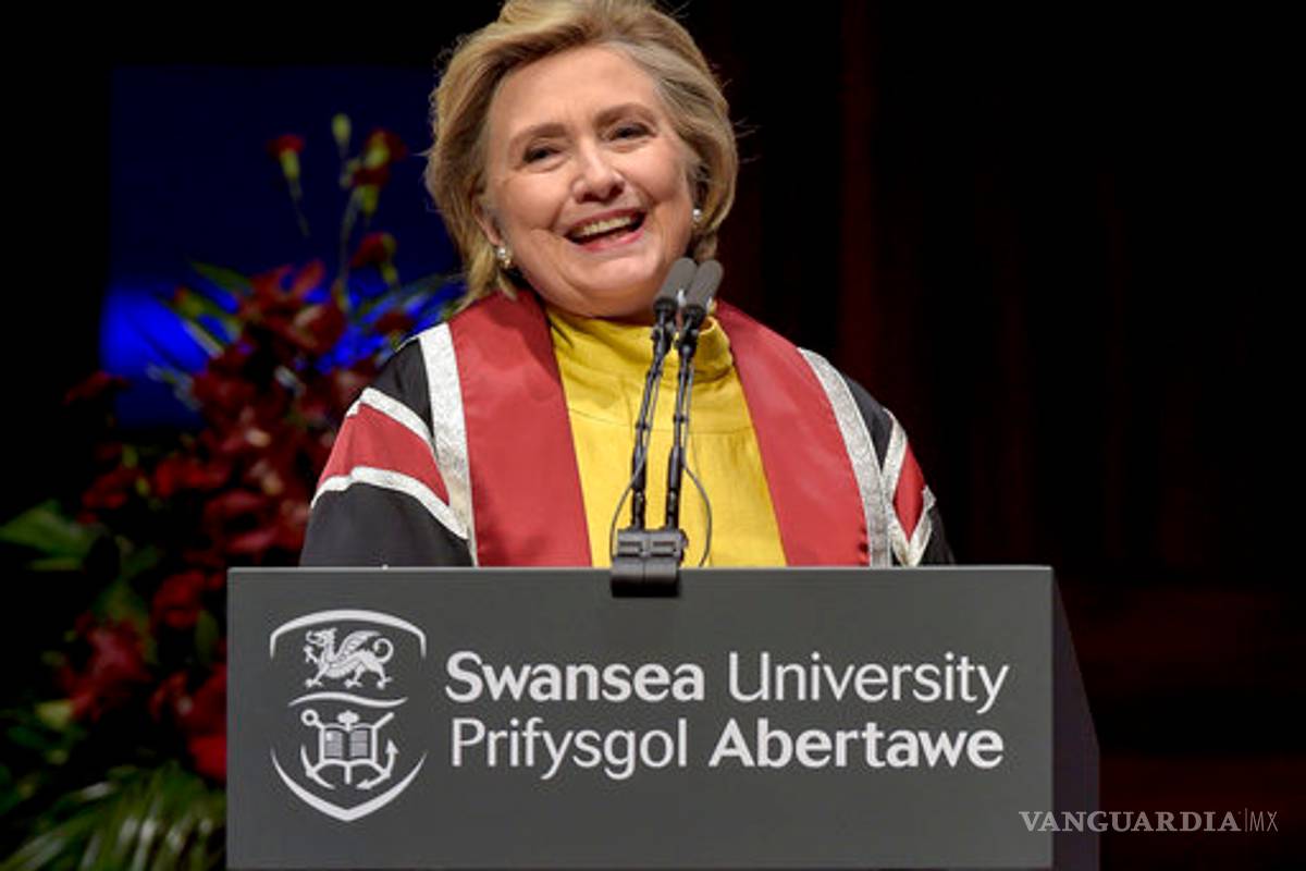 Clinton pide a EU que &quot;vigile&quot; a Putin porque su ofensiva &quot;no ha terminado&quot;