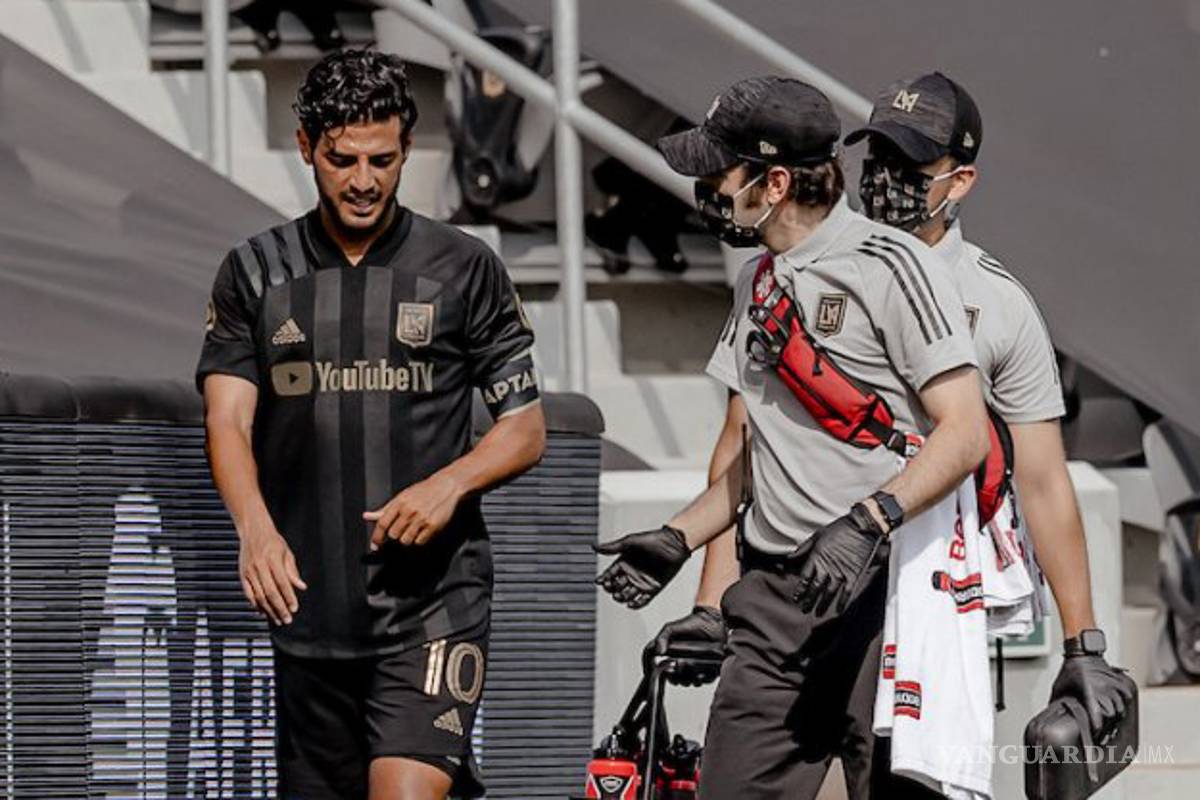 Carlos Vela estará fuera por su lesión