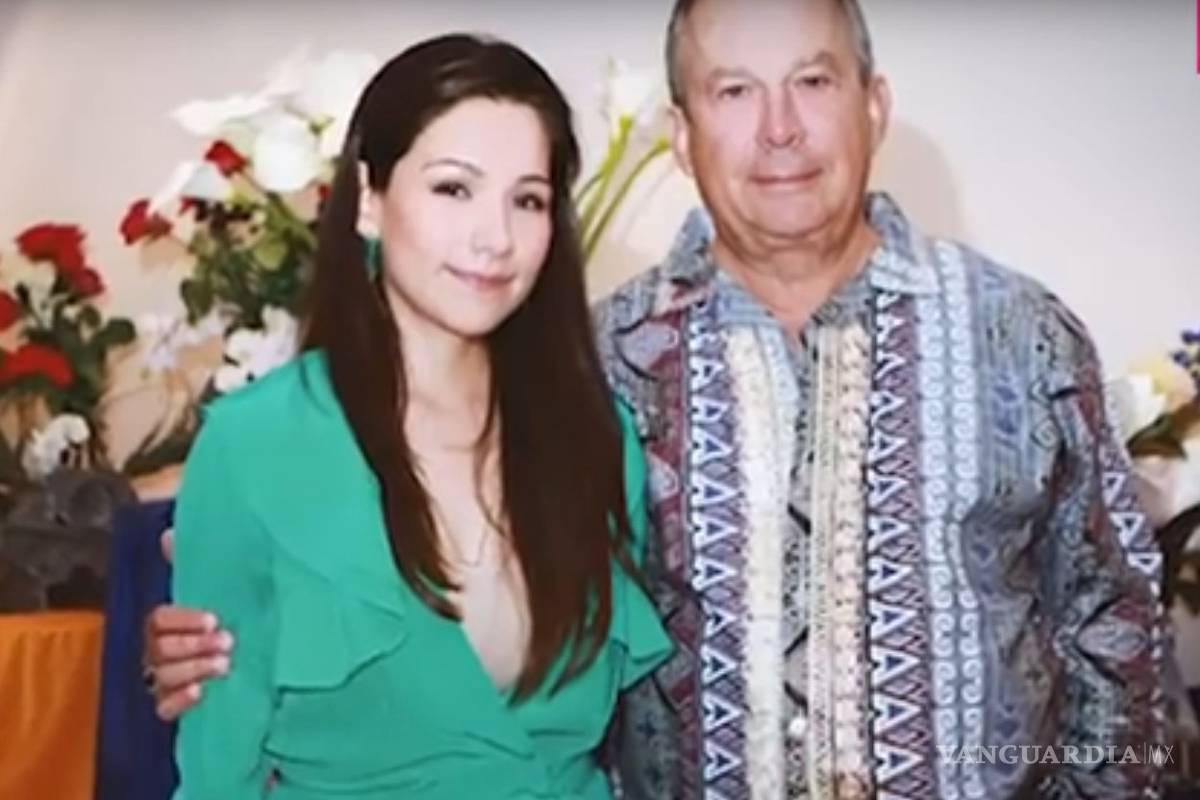 Critican a Mauricio Fernández por designar a su novia como directora de museos