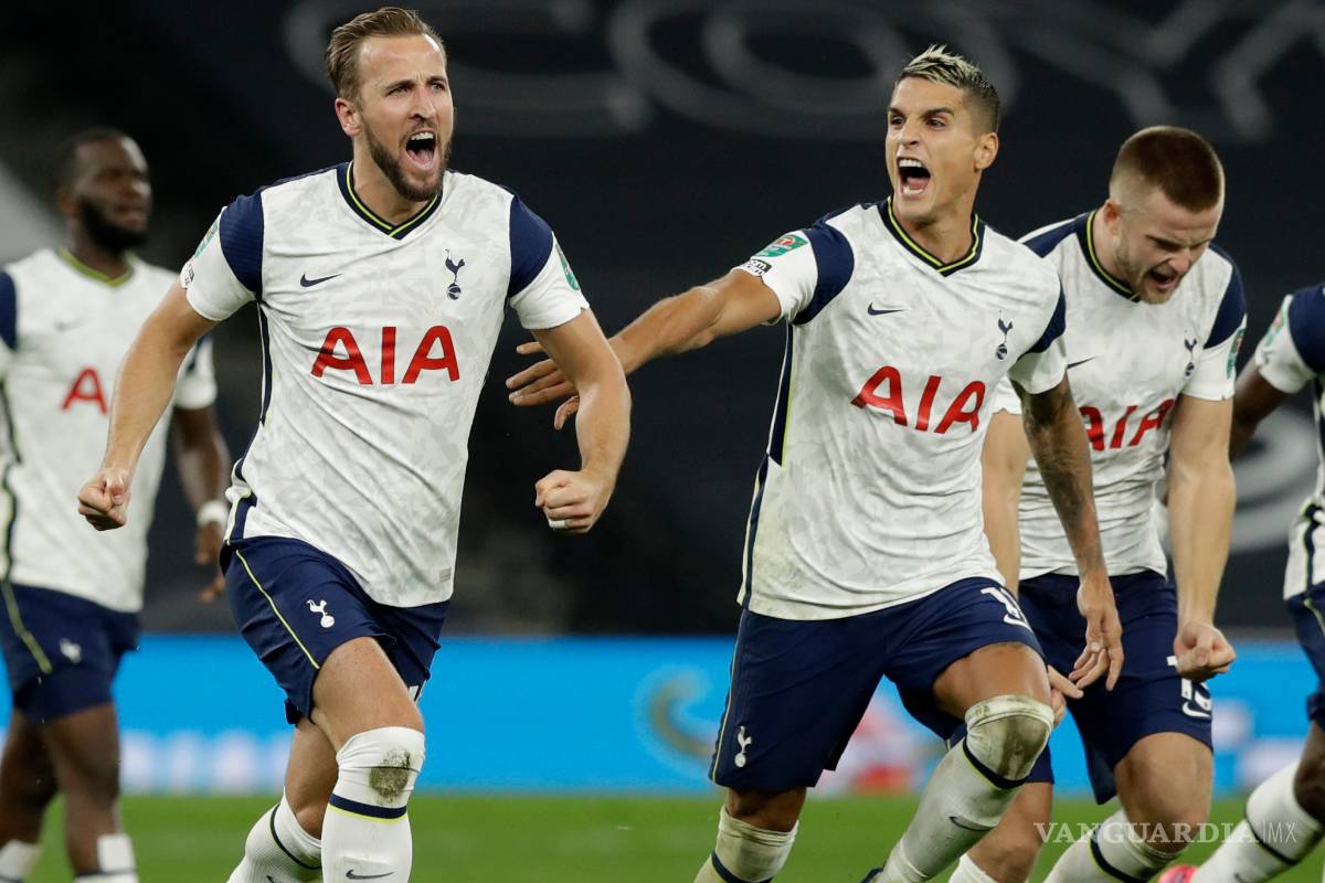 Tottenham viene de atrás y vence en penales al Chelsea en la Copa de la Liga inglesa