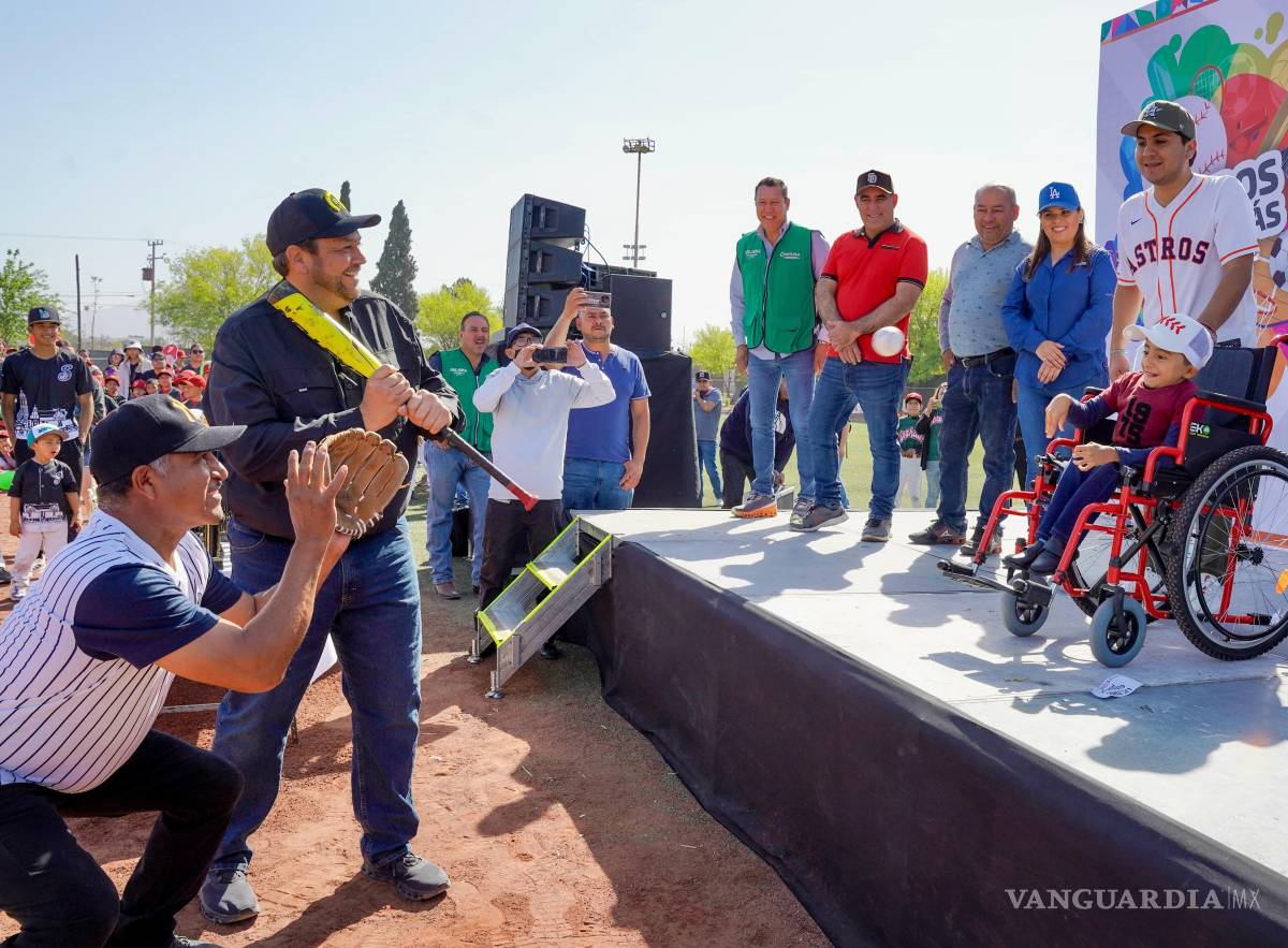 $!El evento, que también rindió homenaje a los campeones de la temporada 2024, contó con la presencia de importantes figuras del ámbito político y deportivo.