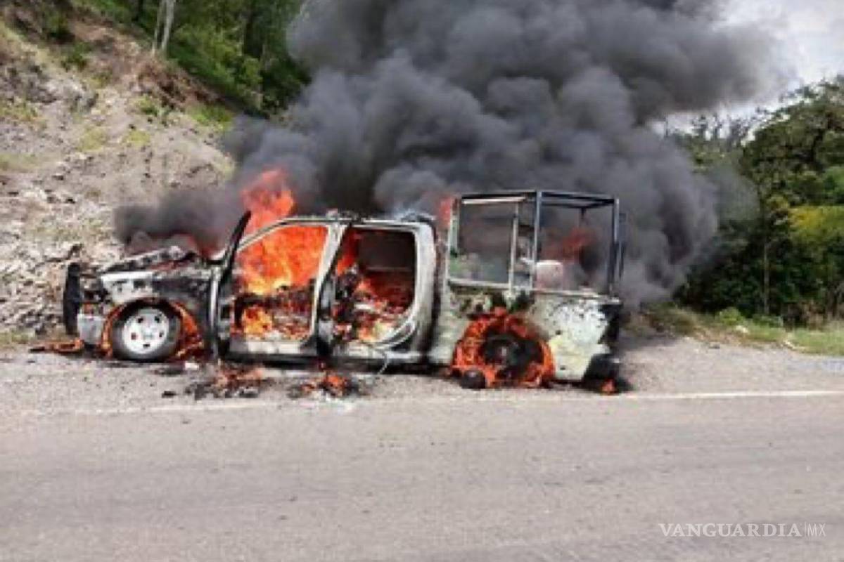 Cinco policías mueren calcinados tras emboscada en Frontera Comalapa, Chiapas