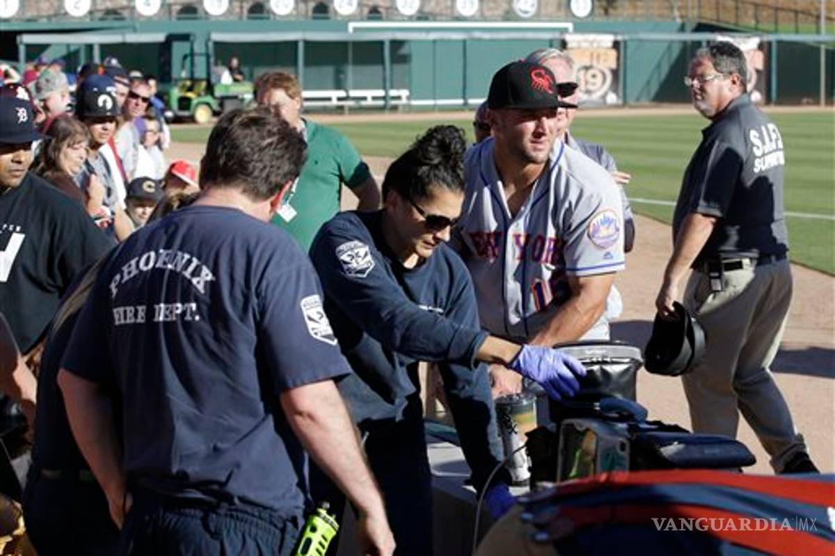El increíble gesto de Tim Tebow con un fanático que se convulsionó (video)