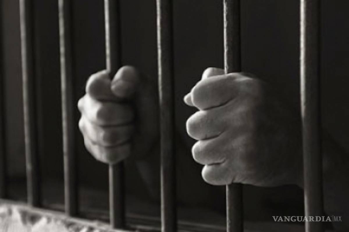 Piden maestros liberen a compañeros de La Laguna