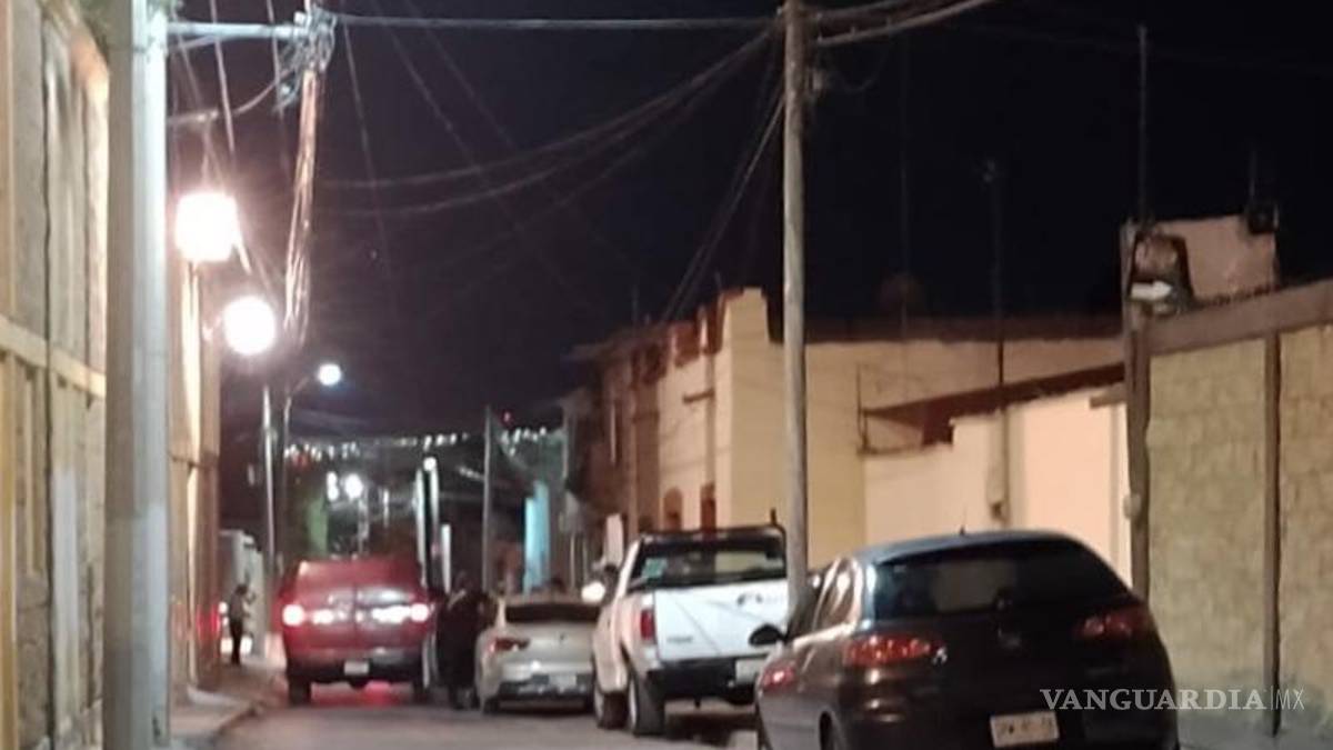 Hallan a vecino muerto por los fétidos olores en la Zona Centro de Saltillo