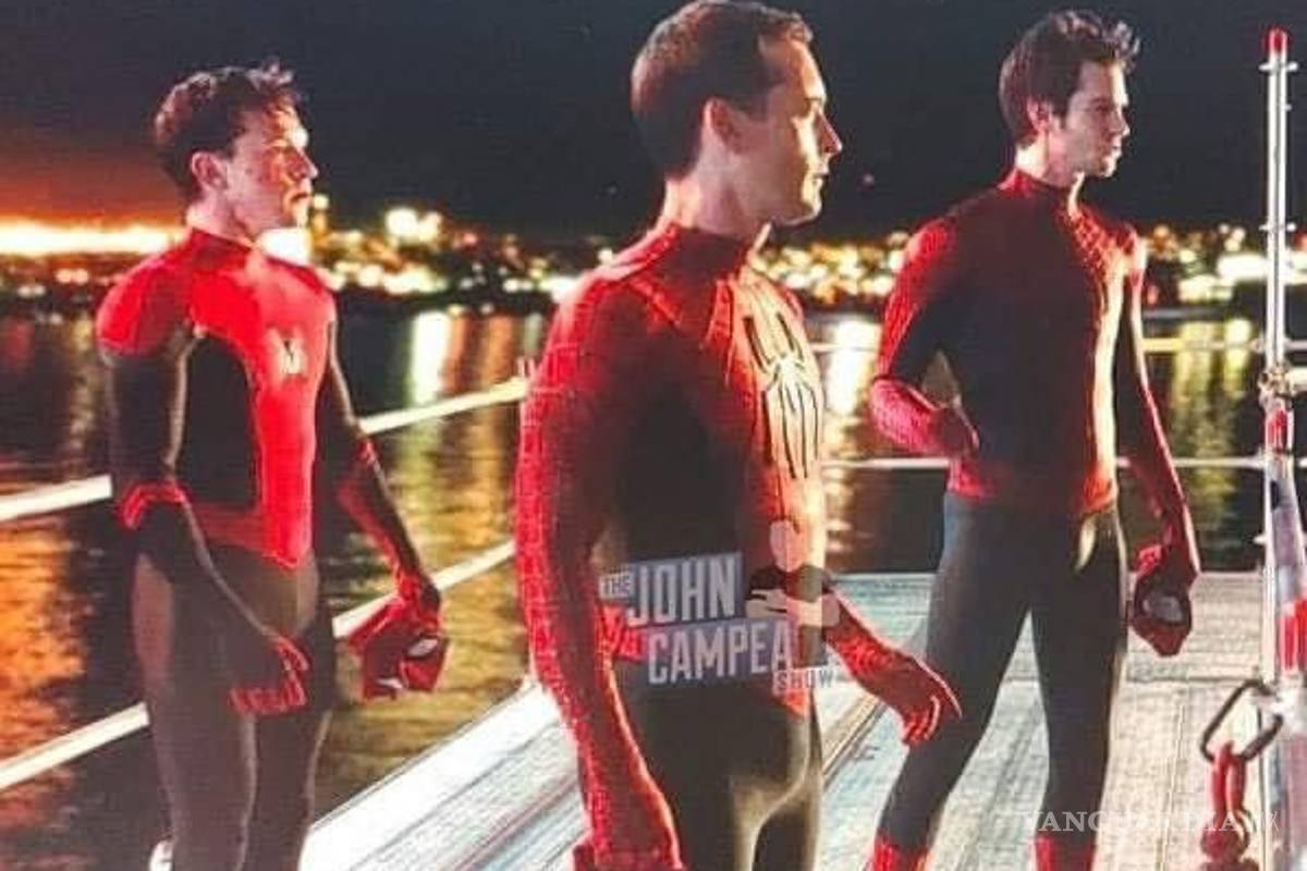 Enloquecen por ‘fotos filtradas’ de Maguire, Garfield y Holland en escena en Spiderman No Way Home