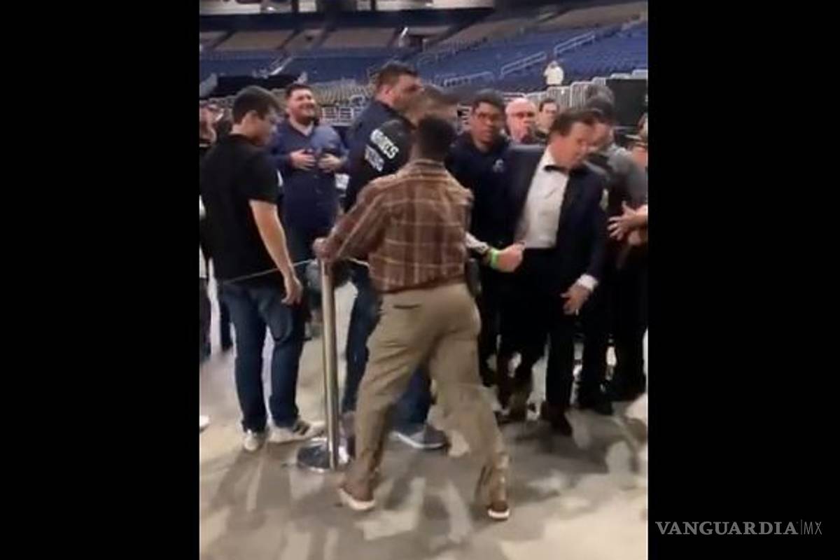 Julio César Chávez se pelea con aficionados que insultan a su hijo (video)