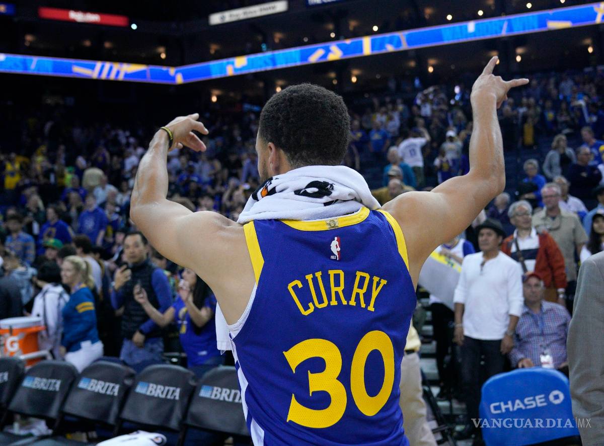 $!Los Warriors de Golden State son campeones divisionales tras humillar a los Hornets de Charlotte