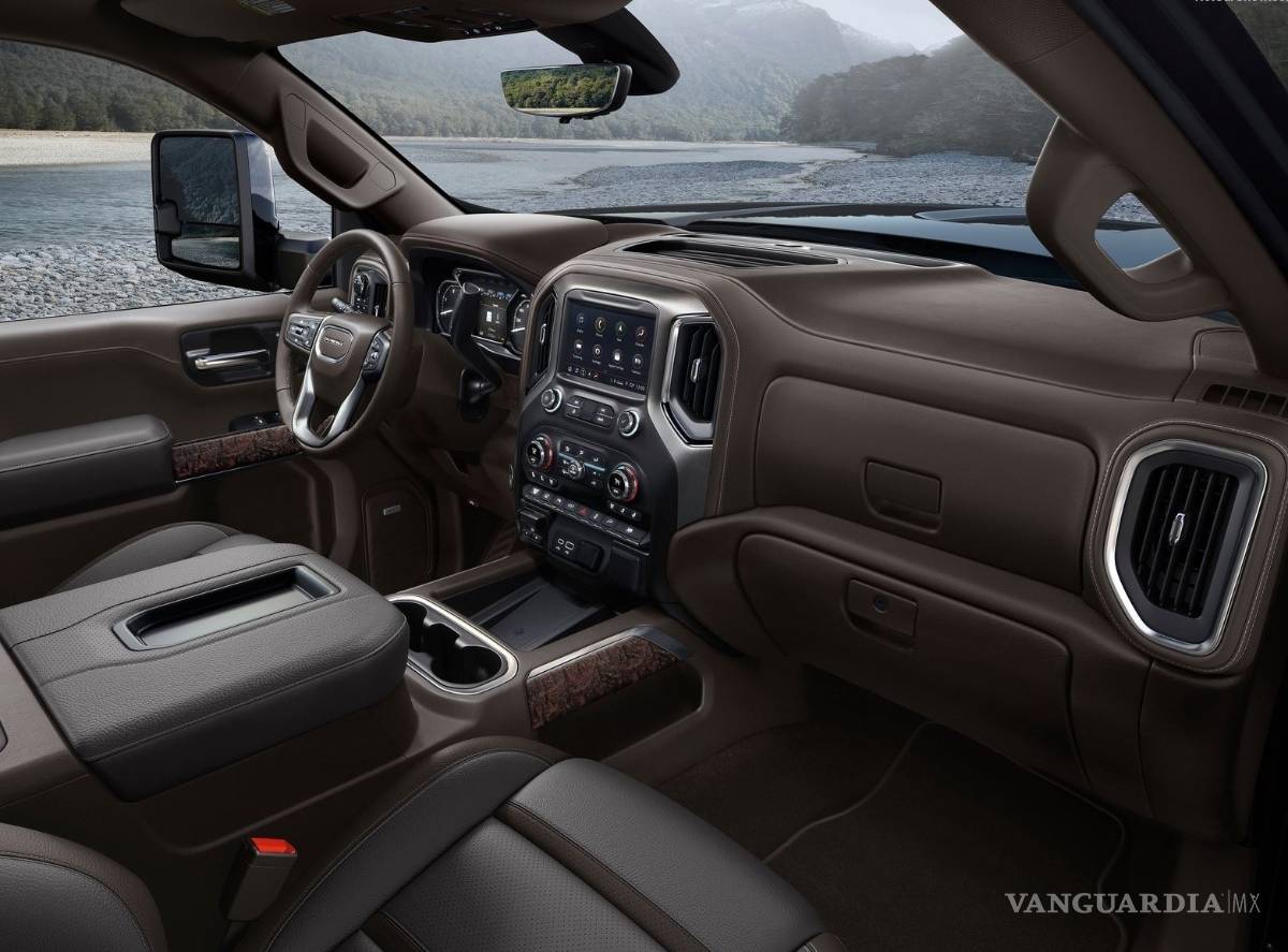 $!GMC le contesta a RAM con la pick up Sierra Heavy Duty 2020 y sus más de 13 toneladas de arrastre