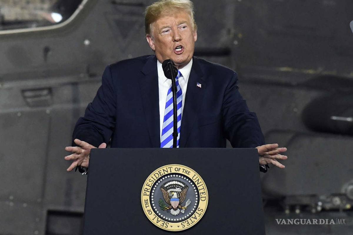 Rechaza Donald Trump testificar bajo juramento durante juicio político, anuncian abogados