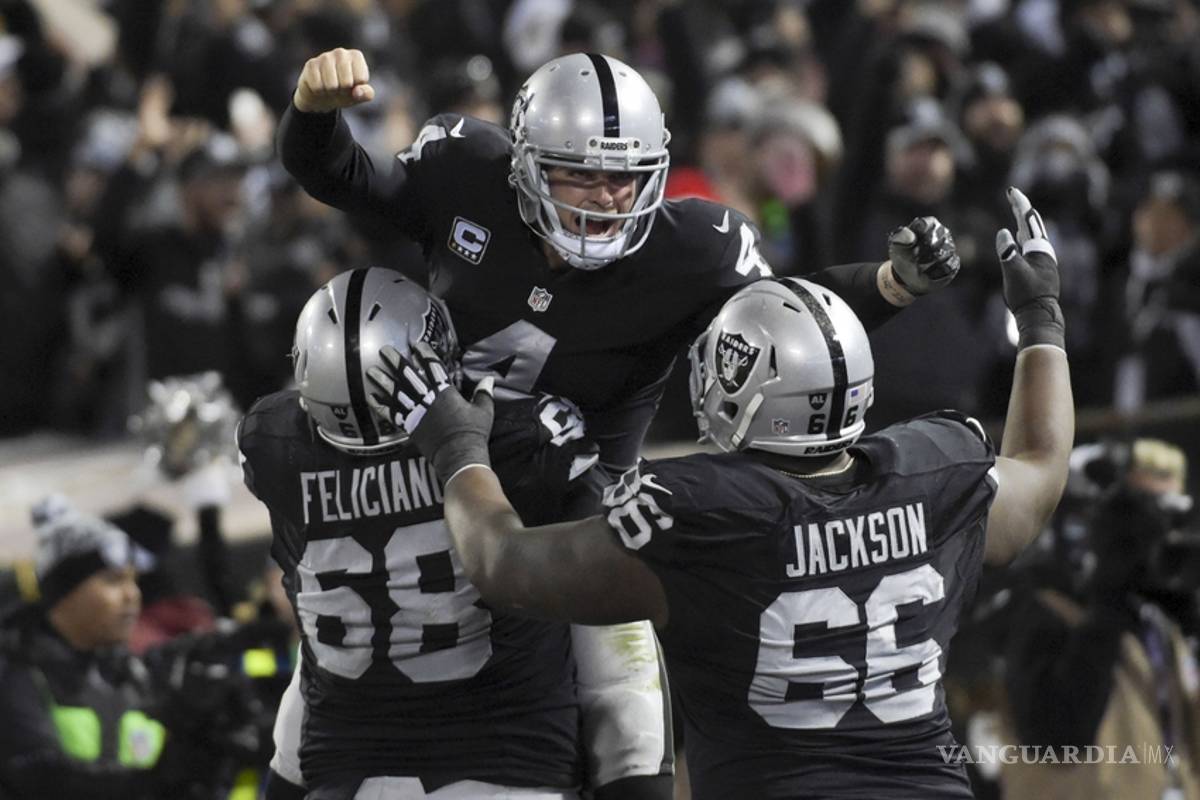 Raiders presenta documentos para cambio de sede de Oakland a Las Vegas