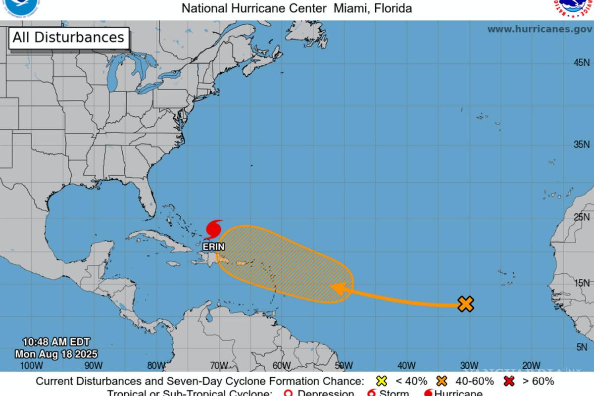 Erin, más fuerte y más grande, obliga a los turistas a acortar sus vacaciones en islas de Carolina del Norte