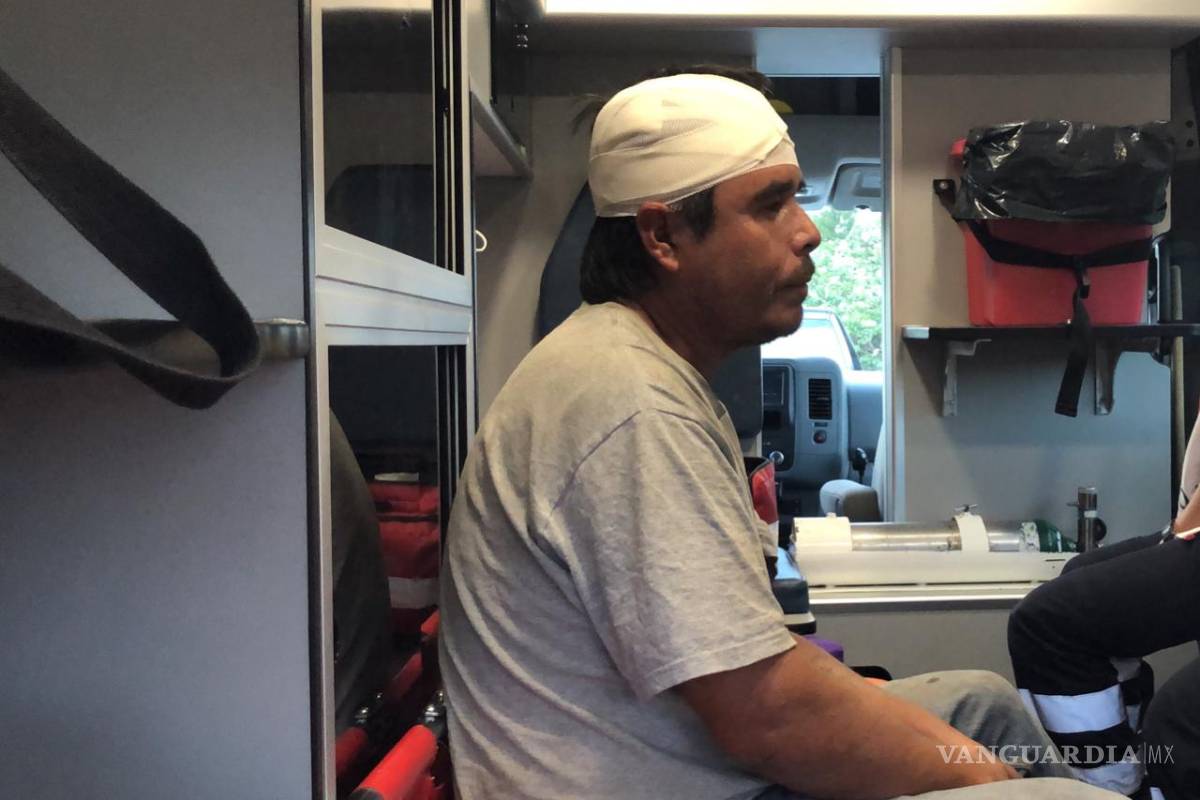 Machetean dos migrantes a albañiles al poniente de Saltillo