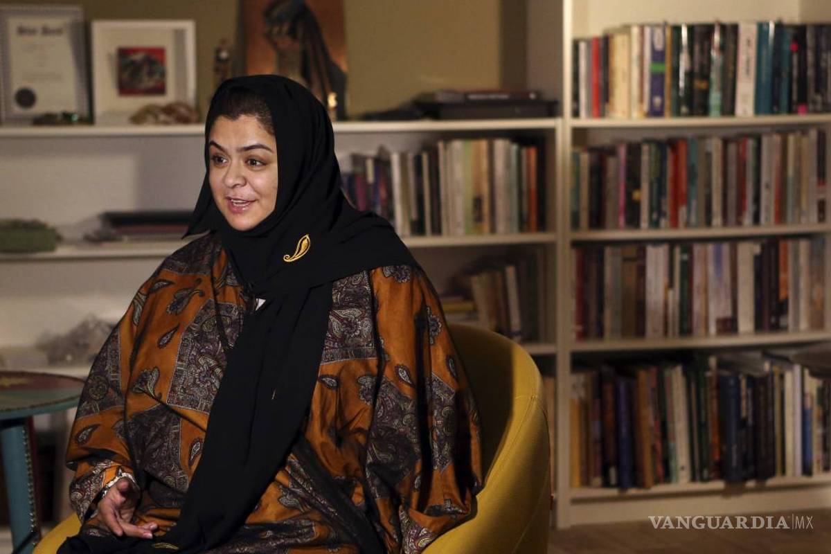 Mujeres ganan por primera vez escaños en elecciones en Arabia Saudí