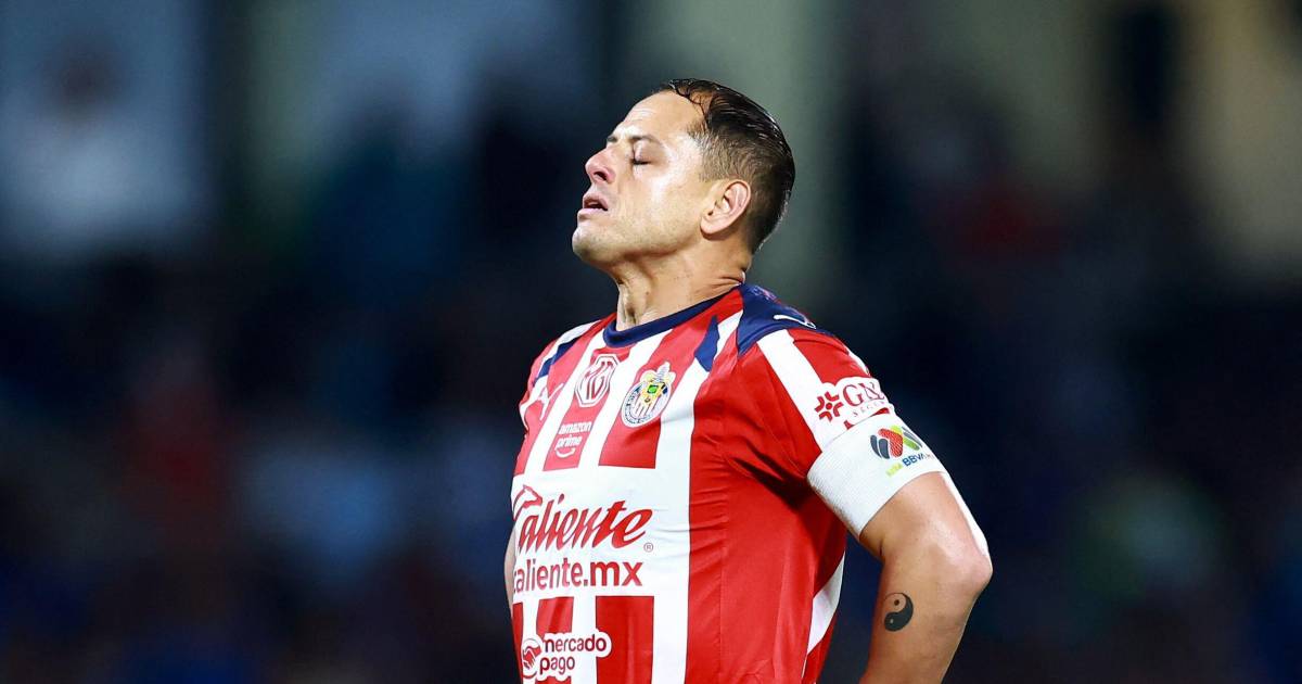 Chivas anuncia la salida de Chicharito Hernández tras un cierre amargo en su segunda etapa