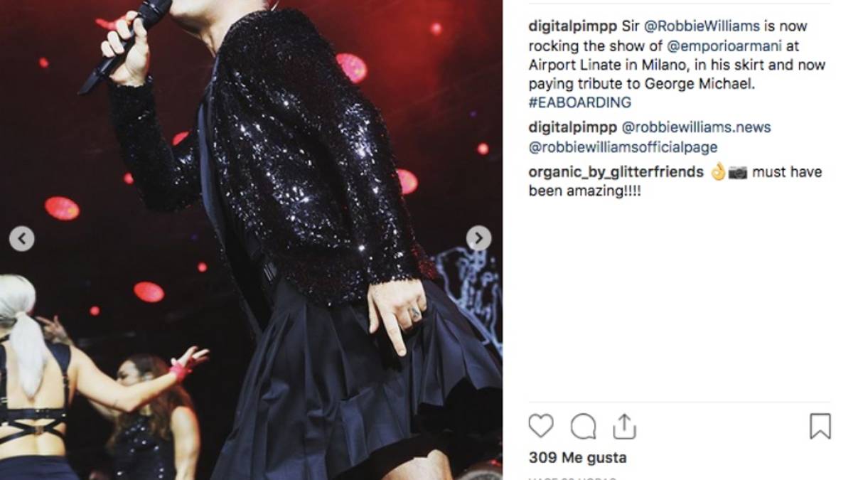 Robbie Williams da la sorpresa en la Semana de la Moda en Milán