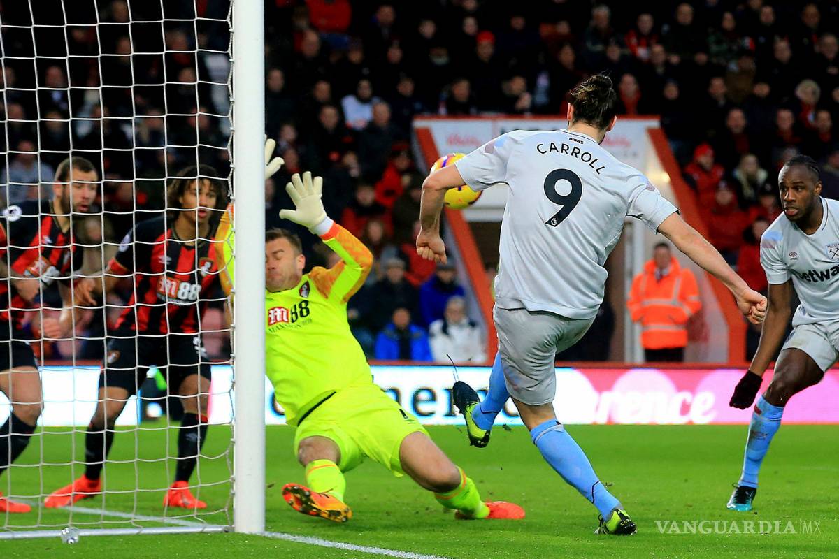$!Ni San Chicharito Hernández pudo salvar al West Ham de la caída