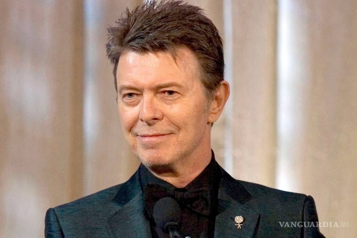 David Bowie opta a dos premios Brit un año después de su muerte