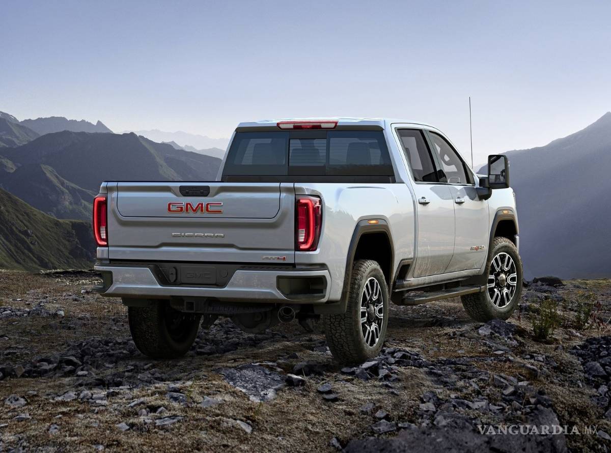 $!GMC le contesta a RAM con la pick up Sierra Heavy Duty 2020 y sus más de 13 toneladas de arrastre