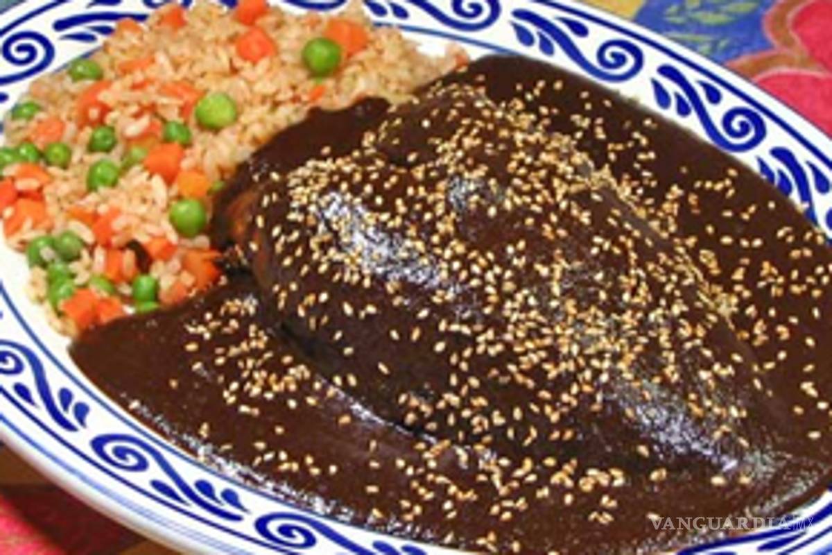 El mole puede dar positivo como explosivo en Aeropuertos