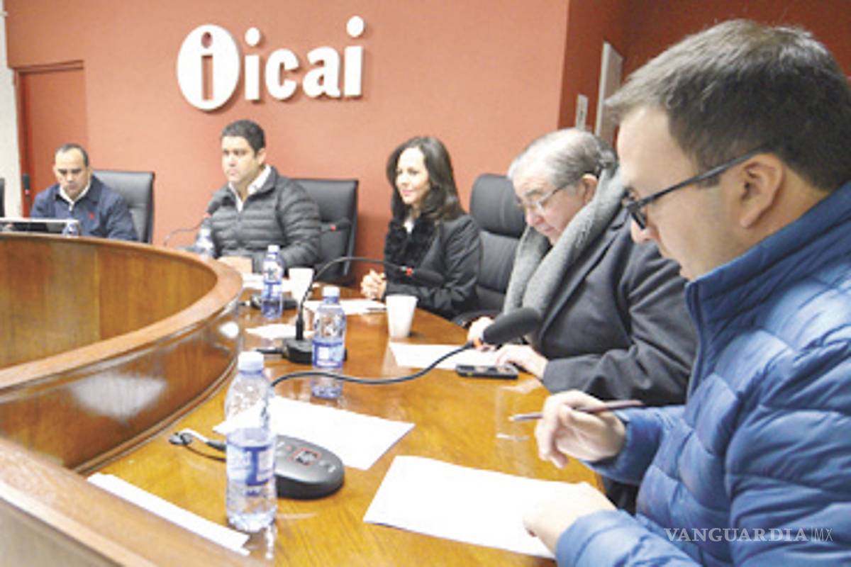 Aunque los multa, ICAI sigue consintiendo a municipios opacos