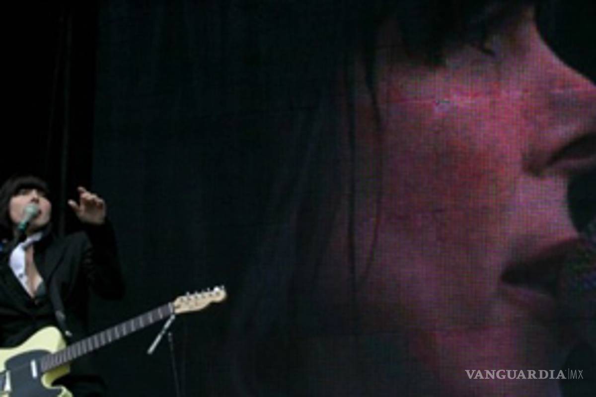 Celebrará Ely Guerra 38 años de vida con "Hombre invisible"