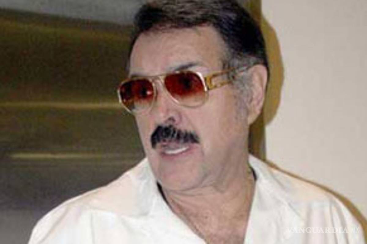 Restos de Jorge Vargas reposan en mausoleo