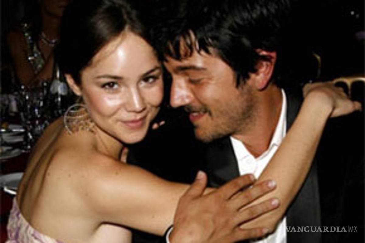 Diego Luna y Camila Sodi serán padres de nuevo