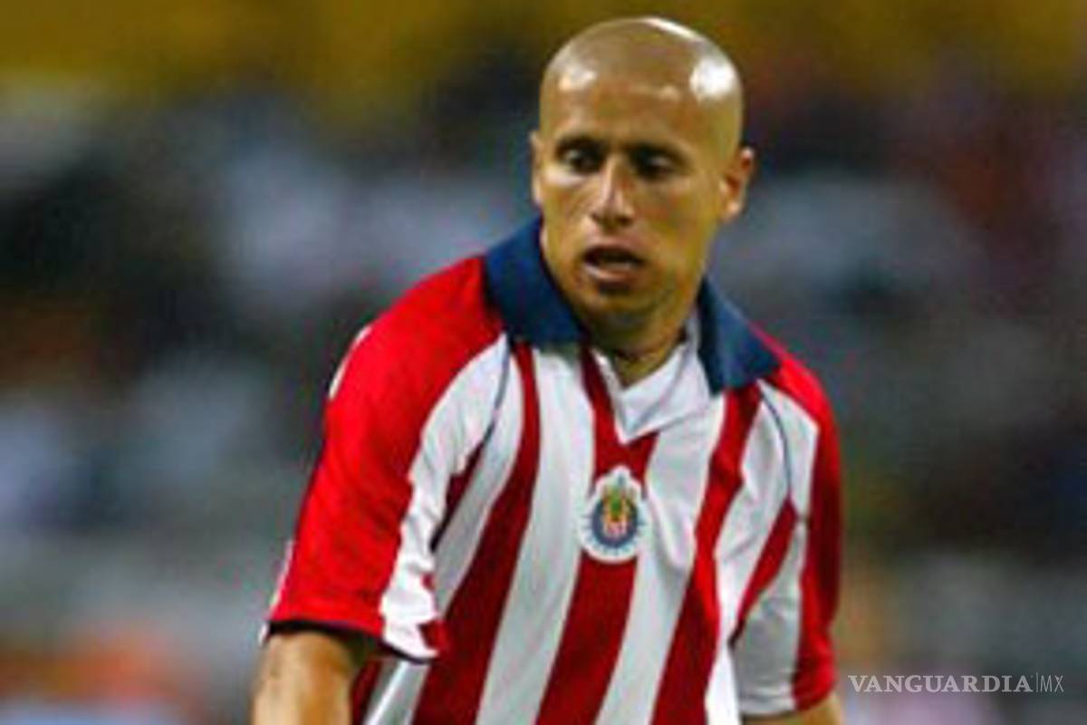 Bofo Bautista regresa a Chivas, pero bajo condiciones