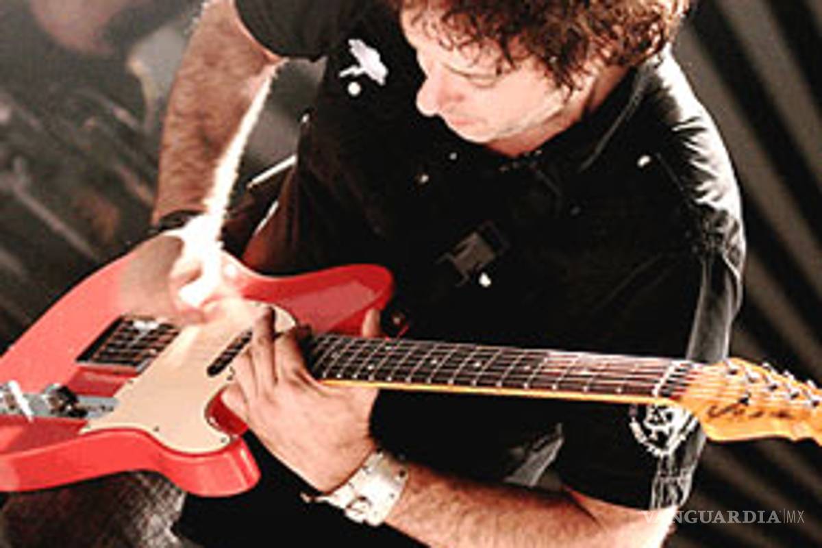 Cerati desde los 18 fuma 40 cigarrillos por día: Ex esposa