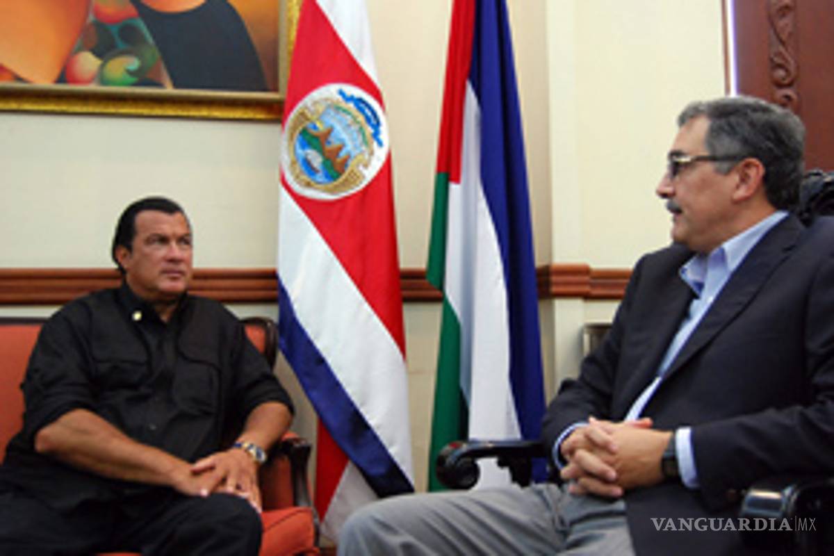 Steven Seagal interesado en entrenar a la policia de Costa Rica
