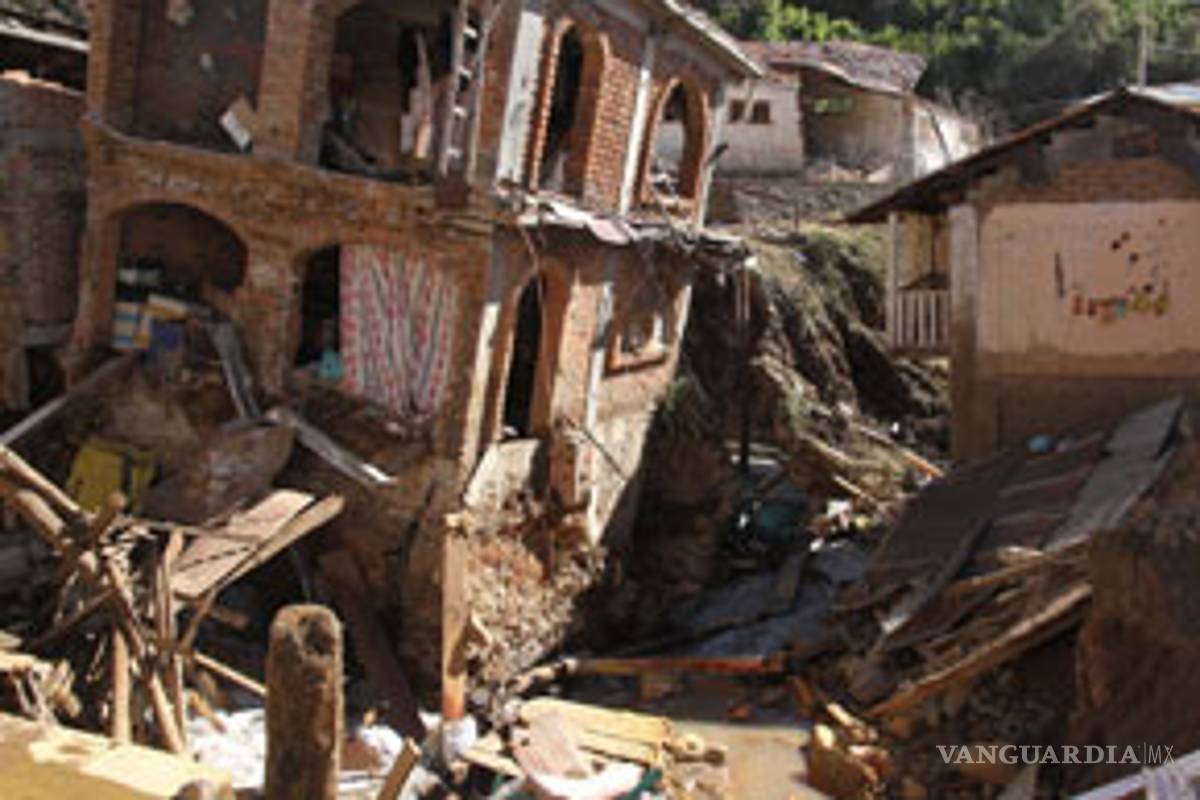 Sedesol reubicará viviendas de Angangueo