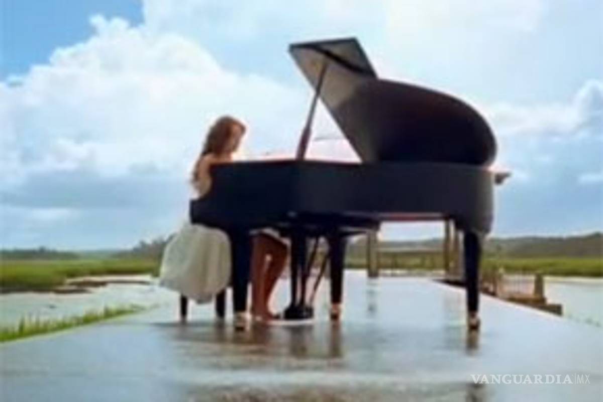 Miley Cyrus y David Bisbal hacen video juntos