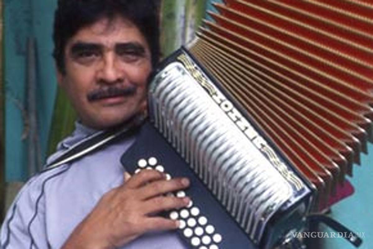 "Tú me puedes contratar y si eres asesino, ¿a mí qué?", afirma Celso Piña