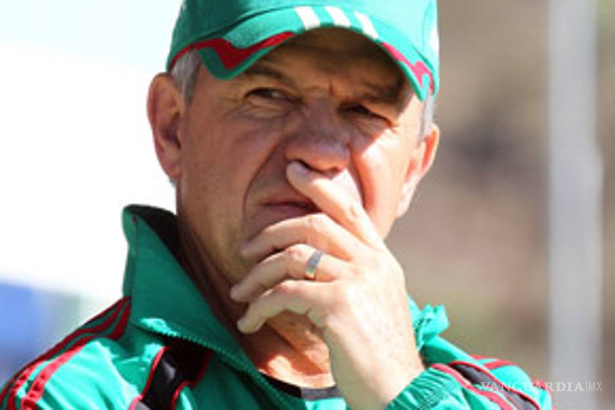 México es su peor enemigo: Vasco Aguirre