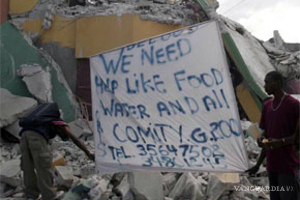 Suman 230 mil muertos en Haití; igual a tsunami