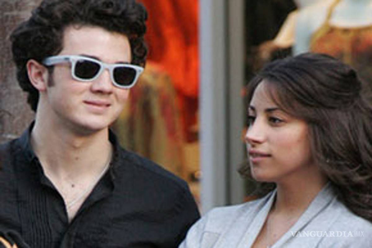 Kevin Jonas: "No valió la pena esperar por sexo"