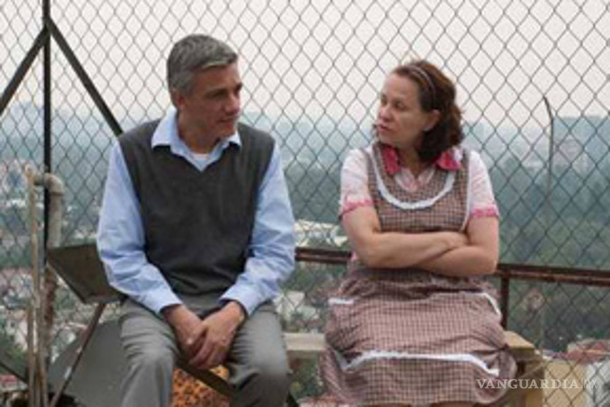 Me duele mucho mi país cuando lo veo de lejos: Adriana Barraza