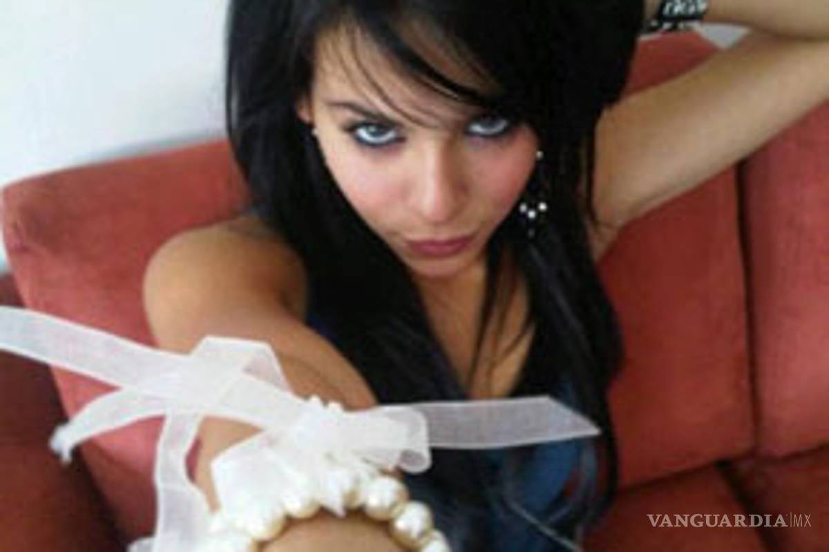 Danna Paola impresiona con su nueva imagen