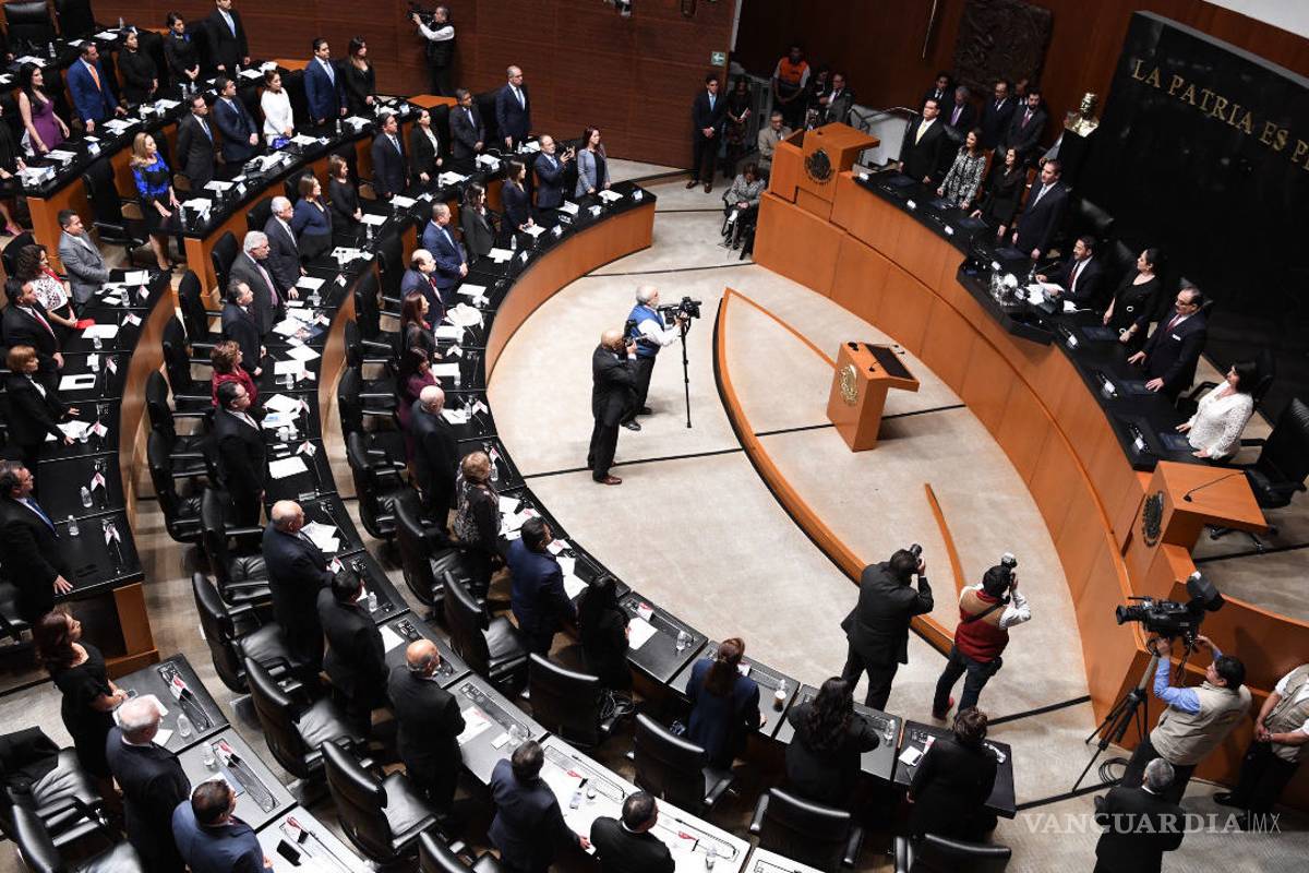 Quitan manejo de nómina millonaria a senadores