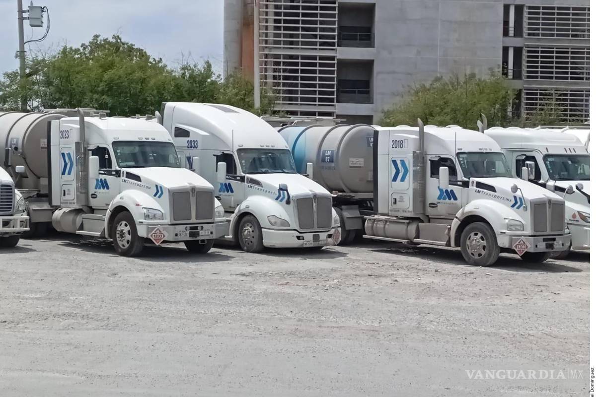 Detienen a 18 choferes tras arranque de operativo contra la importación de ‘huachicol fiscal’