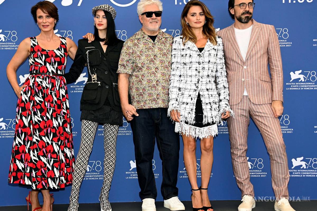 Almodóvar y Cruz inauguran el Festival de Cine de Venecia con “Madres paralelas”