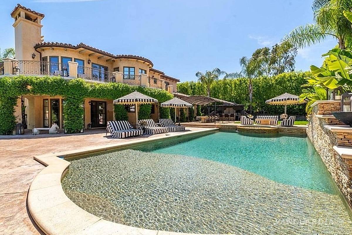 $!Kaley Cuoco pone a la venta su mansión de 6.9 MDD