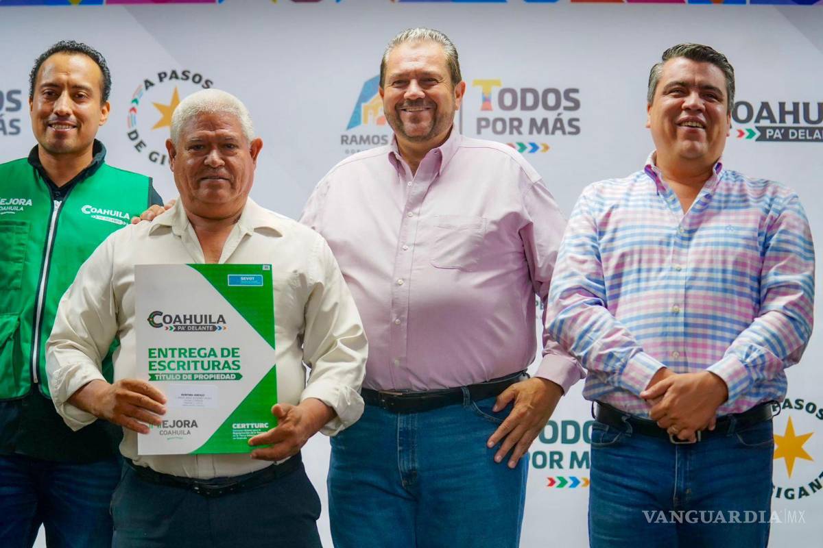Entregan escrituras en Ramos Arizpe: 47 familias celebran certeza legal
