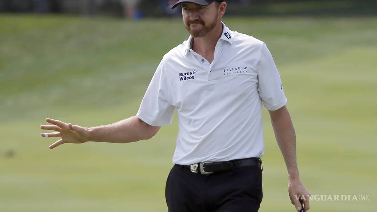 Walker comparte la cima en el Campeonato PGA