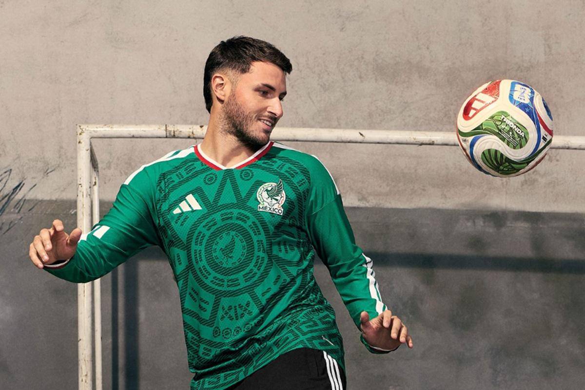¿Cuánto pagó Adidas por usar la Piedra del Sol en la playera de la Selección Mexicana?