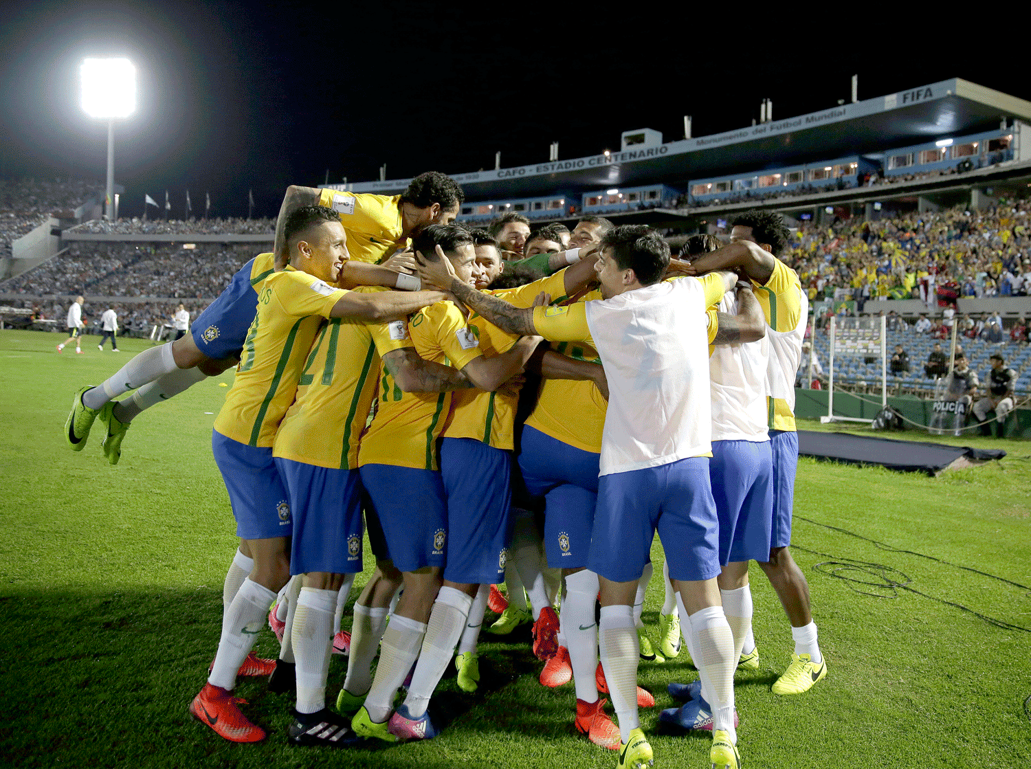 Está Brasil muy cerca de Rusia