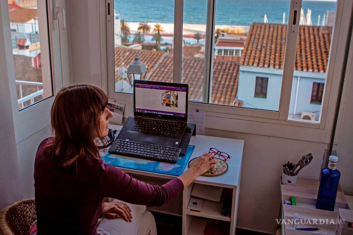 ¡No sufras! Aquí te decimos cómo estudiar y trabajar desde casa sin que te duela la espalda